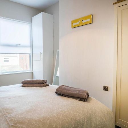 Spacious, Modern 4 Bed House Close To City Centre Chester Luaran gambar