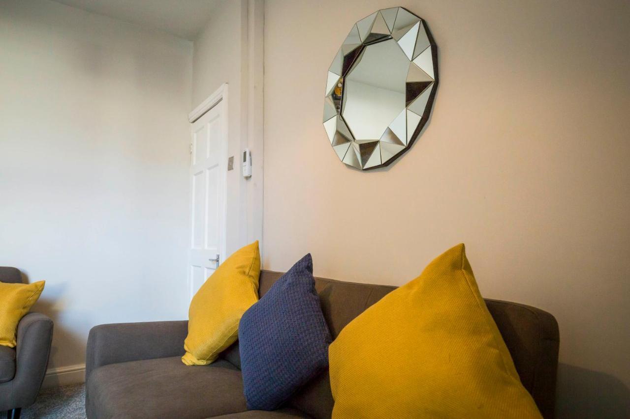 Spacious, Modern 4 Bed House Close To City Centre Chester Luaran gambar