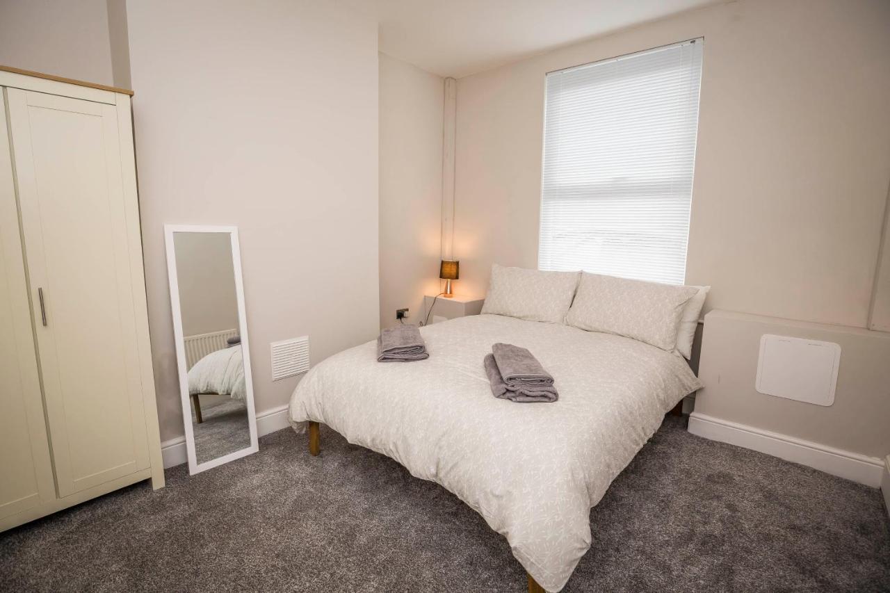 Spacious, Modern 4 Bed House Close To City Centre Chester Luaran gambar